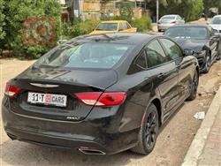 Chrysler 200
